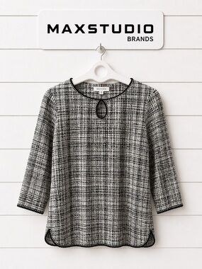 MAX STUDIO Textured Black White Top Size S